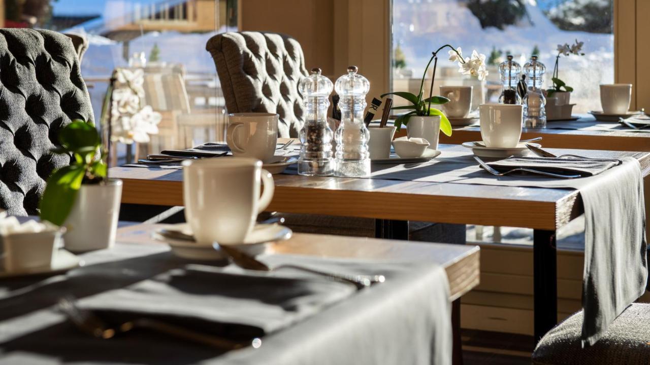 Golfhotel Les Hauts De Gstaad & Spa Exterior photo