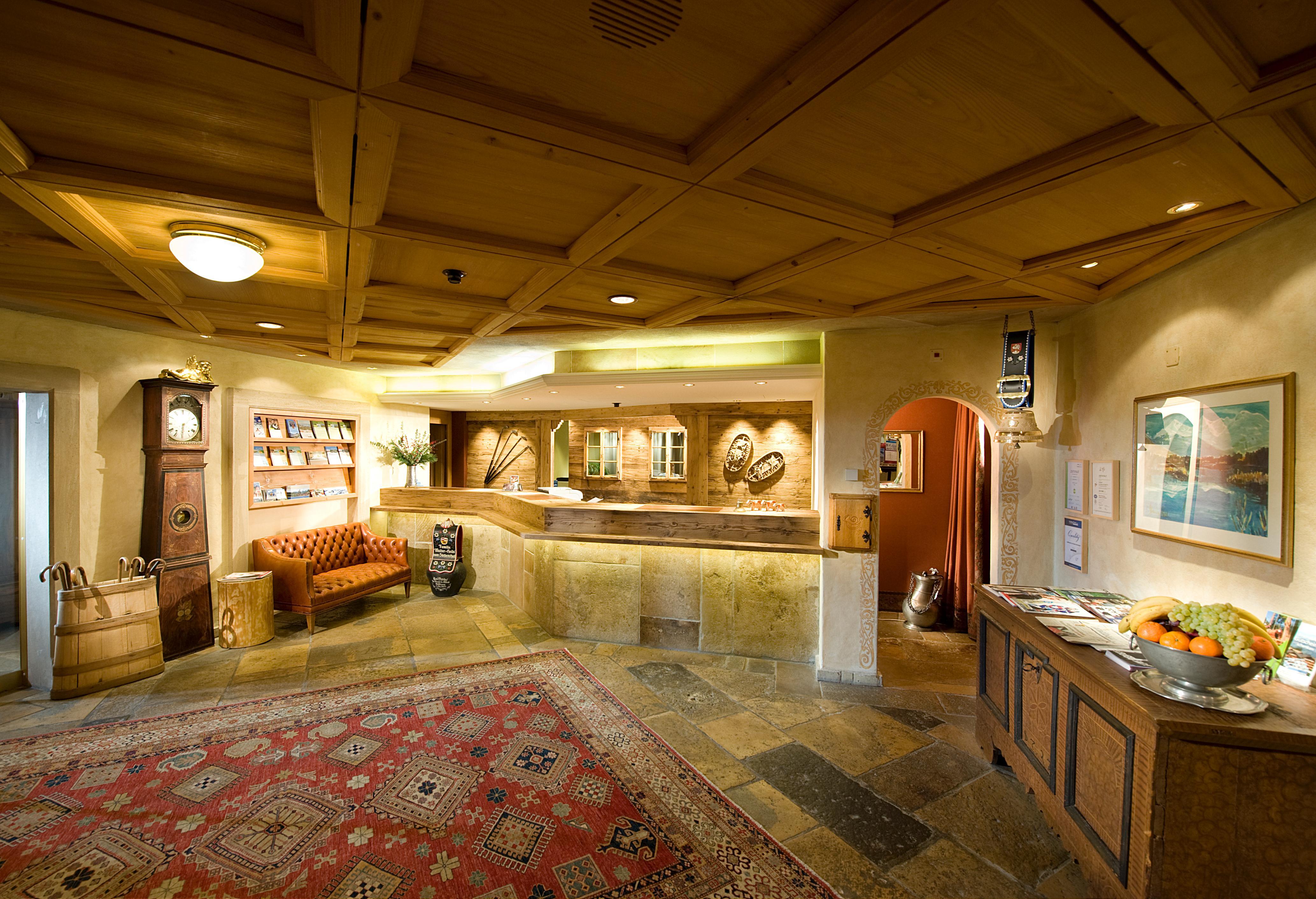 Golfhotel Les Hauts De Gstaad & Spa Exterior photo