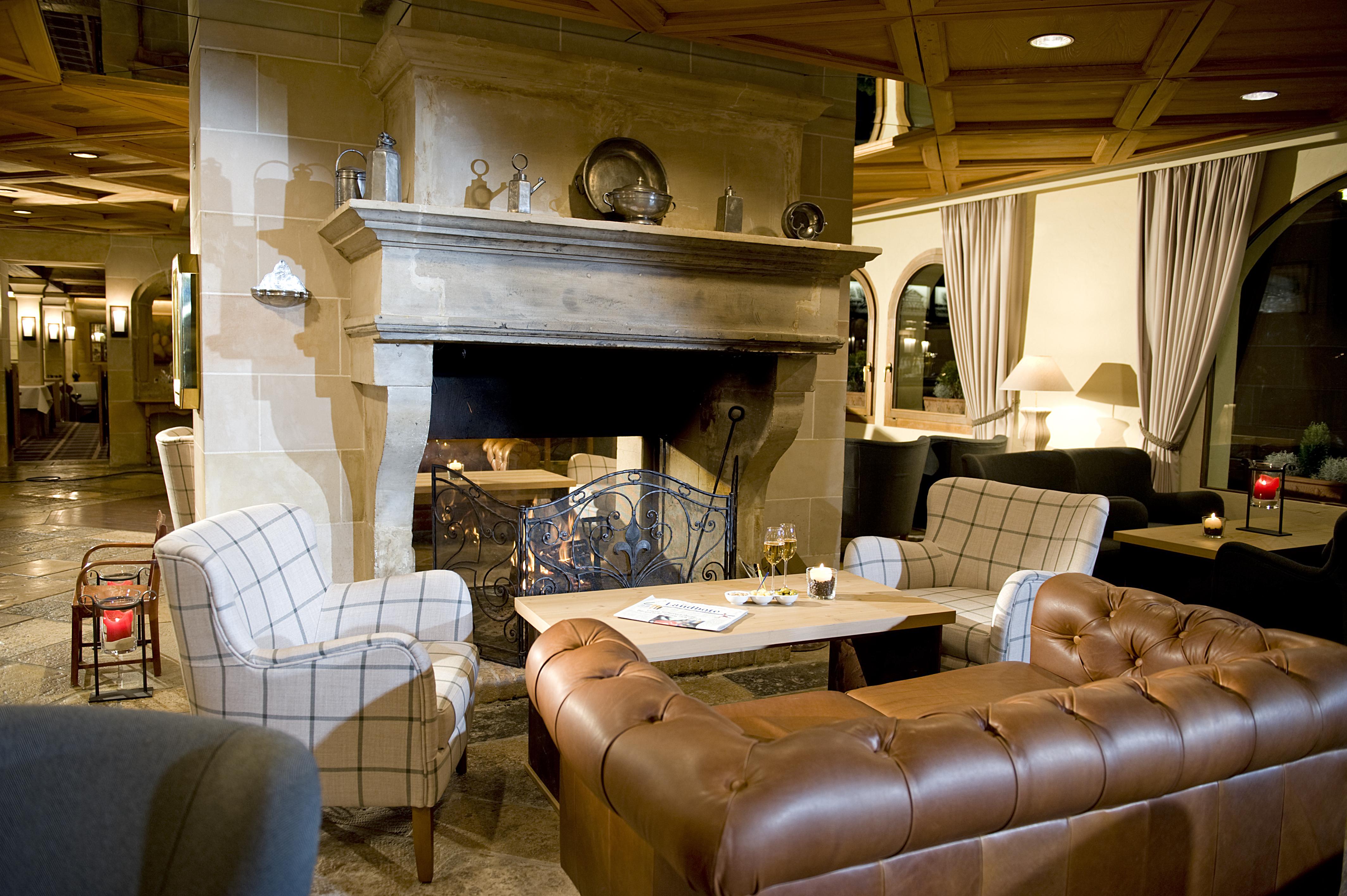 Golfhotel Les Hauts De Gstaad & Spa Exterior photo